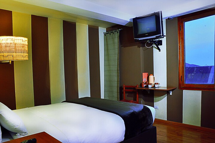 Room 16 of 45