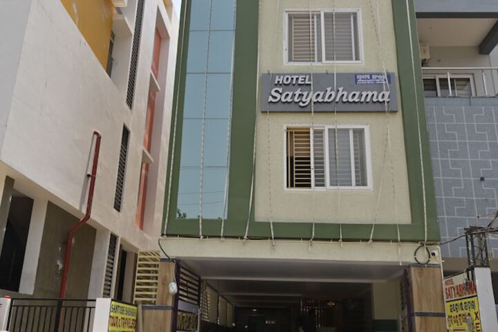 Hotel 10 of 11