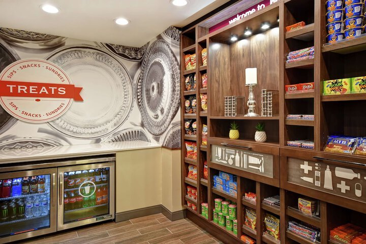 Snack bar