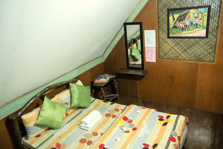 Room 16 of 124