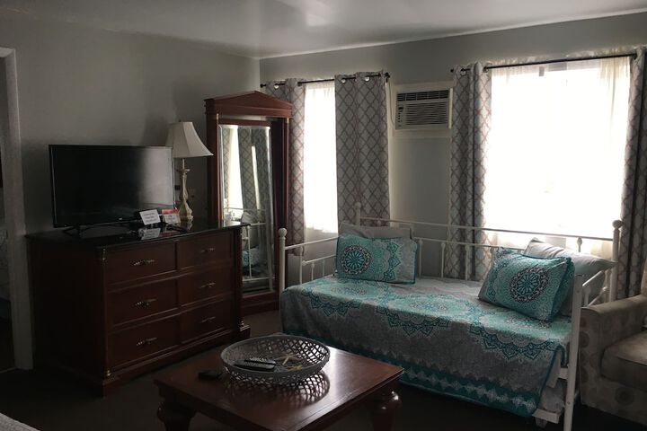 Room 9 of 41