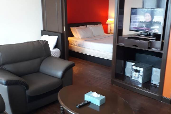Room 10 of 47
