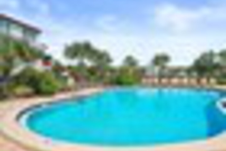 Pool 89 of 156