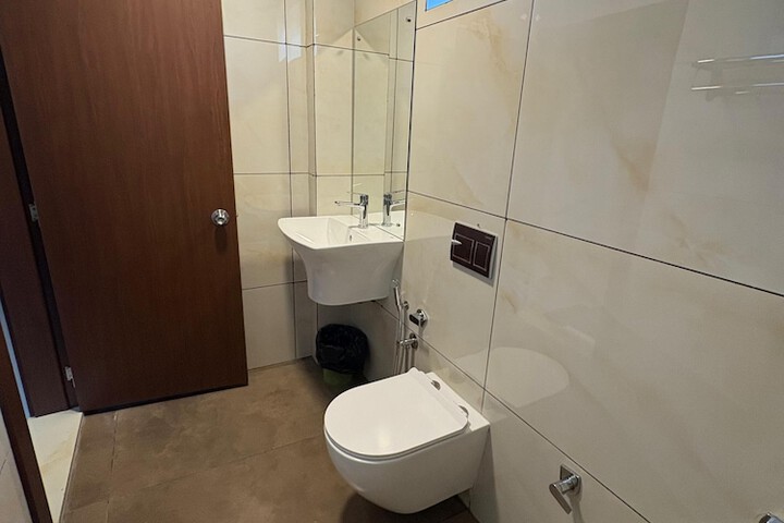Room 54 of 72