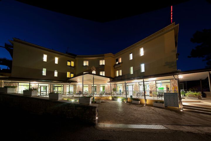 Hotel 54 of 55