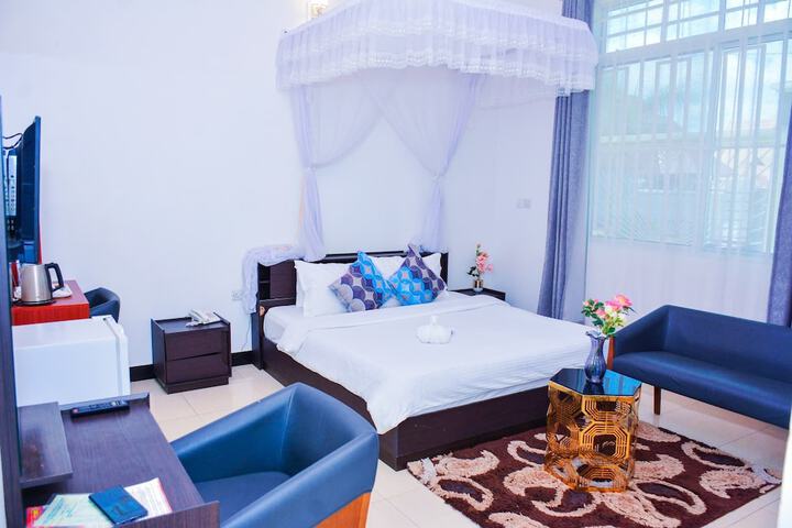 Room 21 of 47