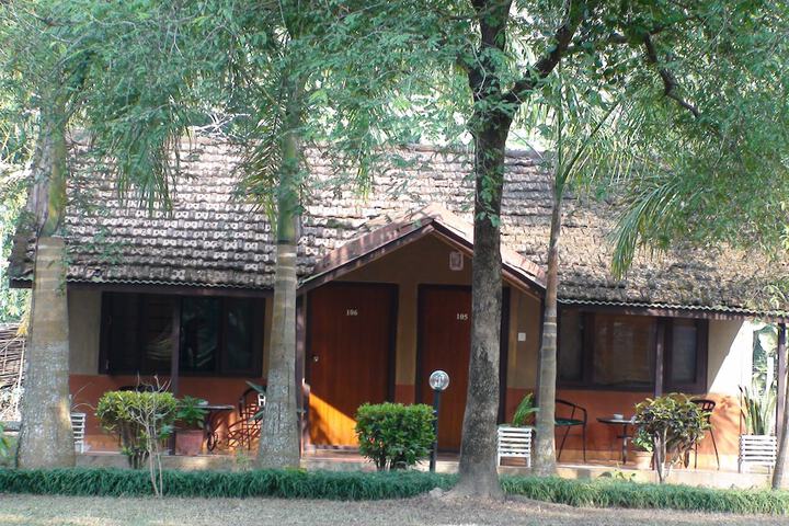 Safari Narayani Hotel- All Inclusive