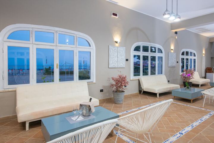 Lobby Photos