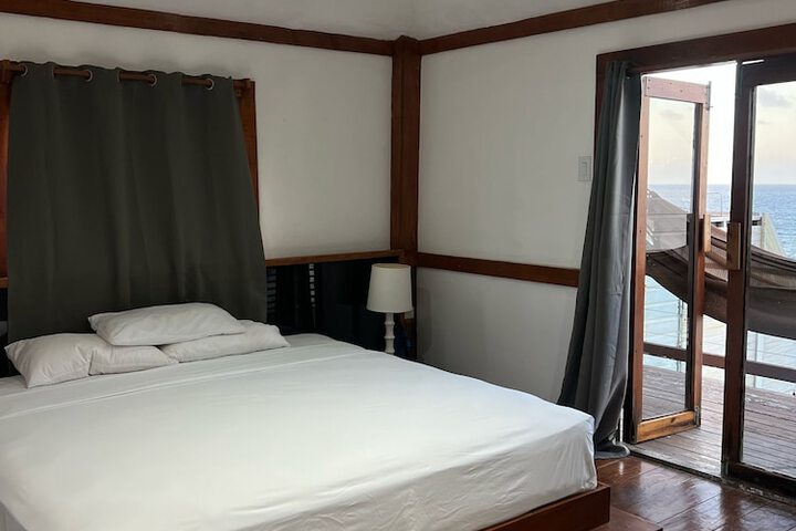 Room 23 of 130