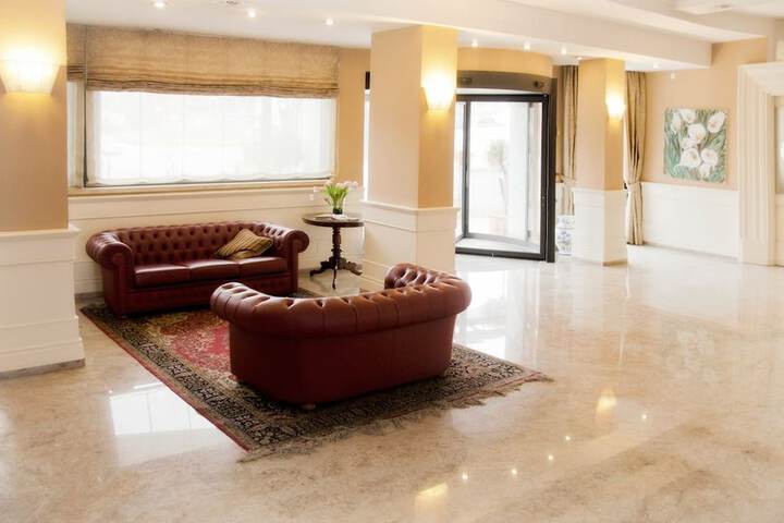 Hotel Interior 4 of 77