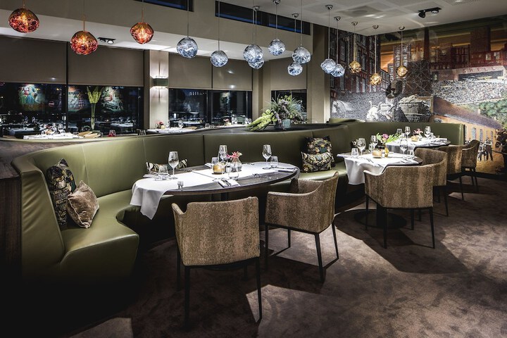 Dining 47 of 68