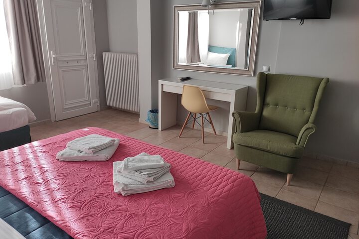 Room 15 of 43