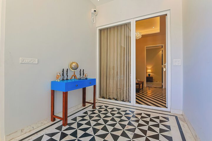 Room 26 of 75
