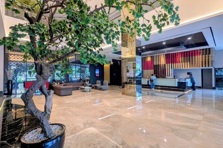 Lobby Photos