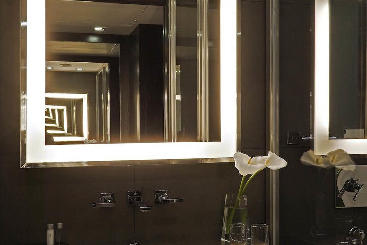 Room 13 of 54