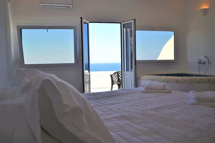 Room 4 of 34