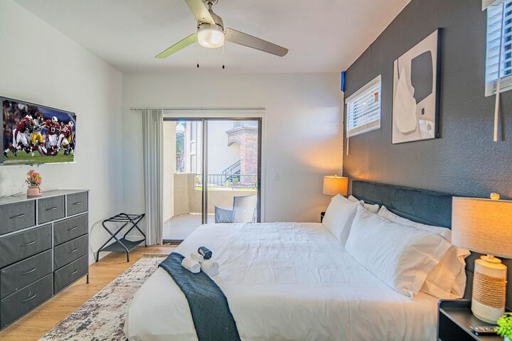 Room 7 of 193
