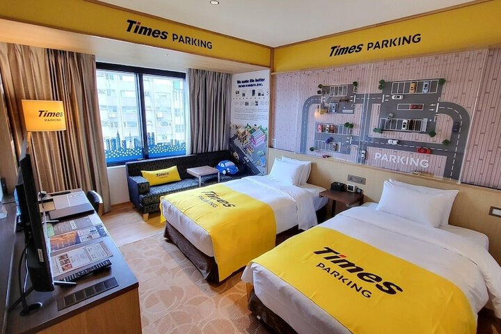 Room 36 of 73