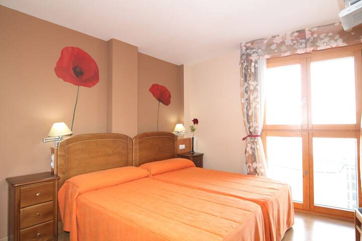Room 13 of 30