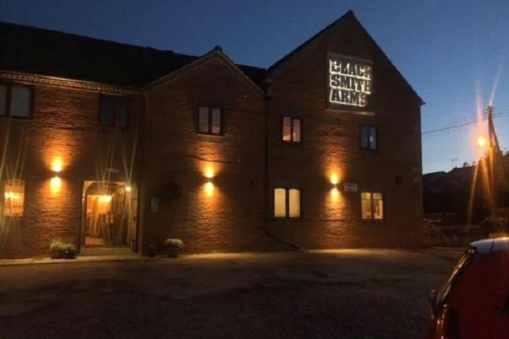 BLACKSMITH ARMS
