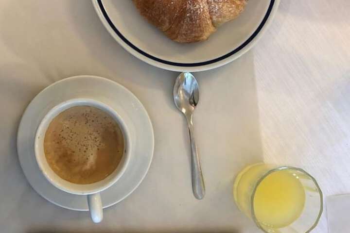 Breakfast/Coffee Service 36 of 41