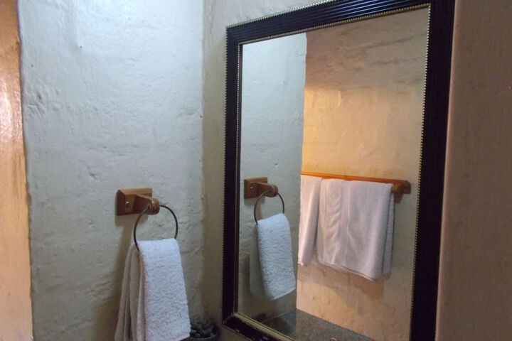 Room 16 of 37