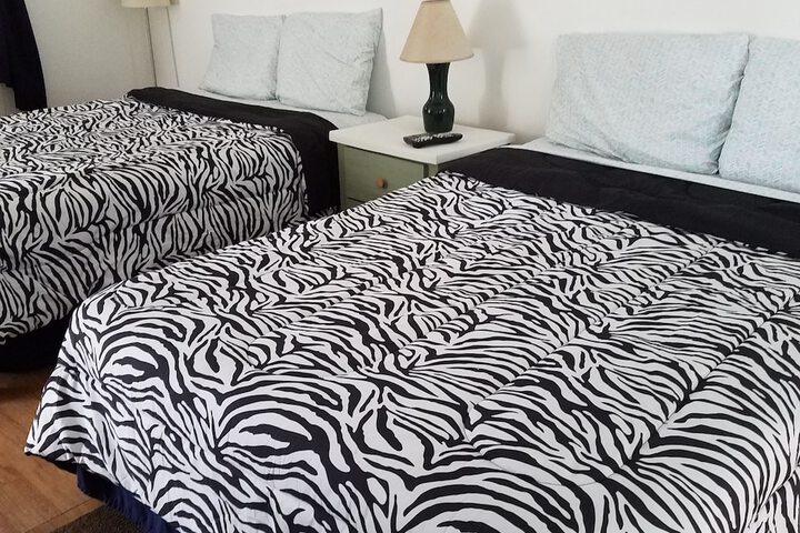 Room 8 of 35