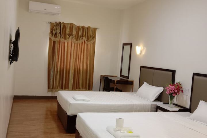 Room 7 of 40