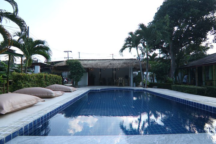 Pool 27 of 50