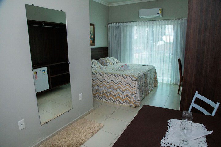 Room 25 of 47