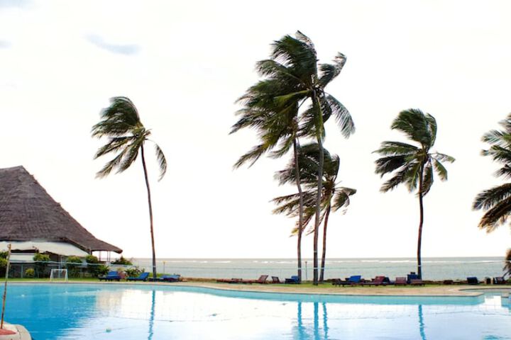 Pool 32 of 58