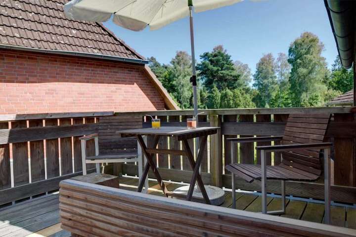 Terrace/Patio 30 of 43