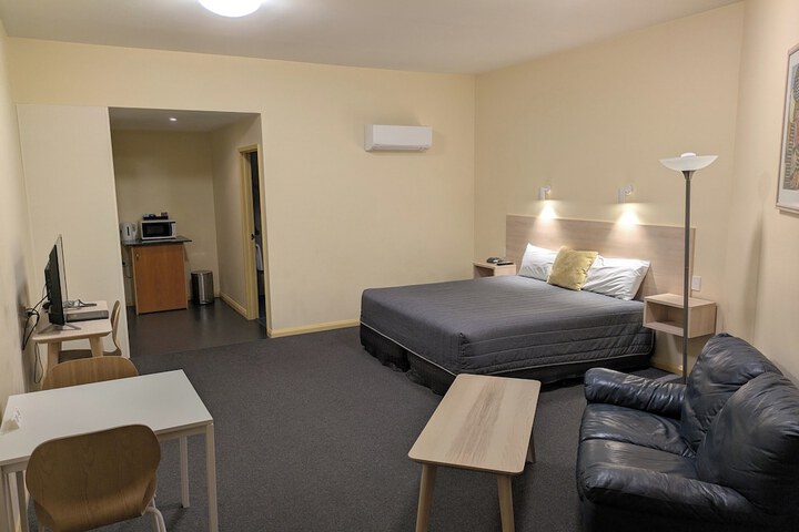 Room 13 of 41