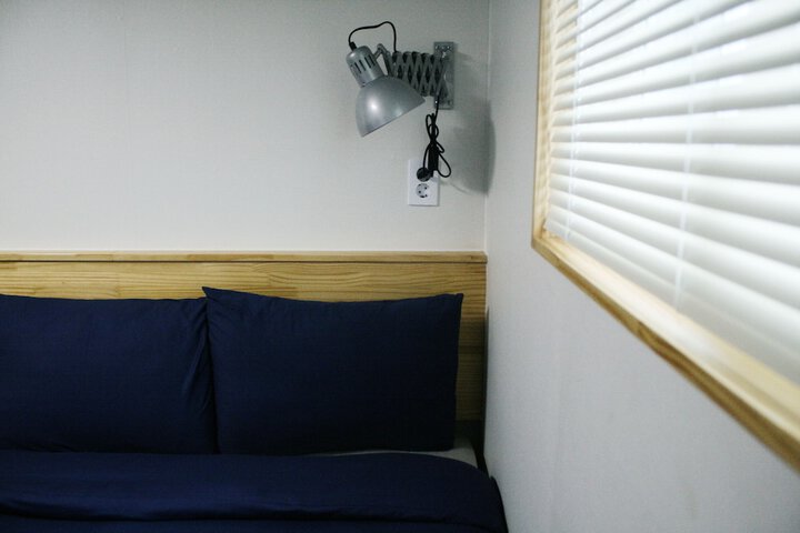Room 5 of 37