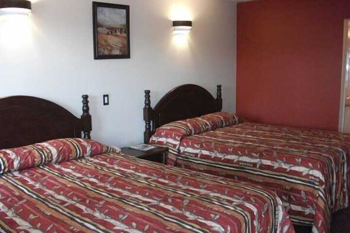 Room 6 of 35