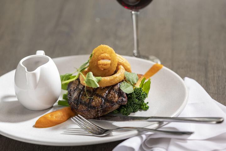 Dining 95 of 125