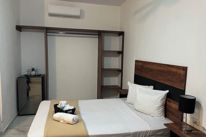 Room 41 of 108