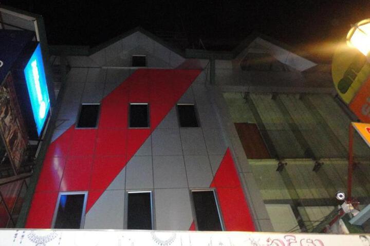 Photo 9