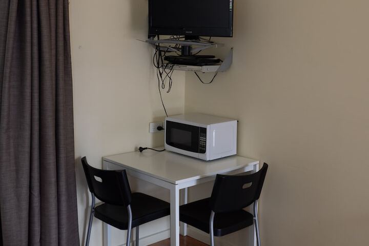 Room 11 of 35