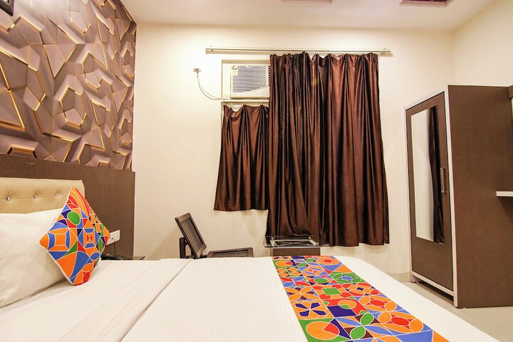 Room 33 of 45
