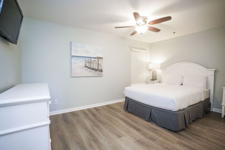 Room 2 of 125
