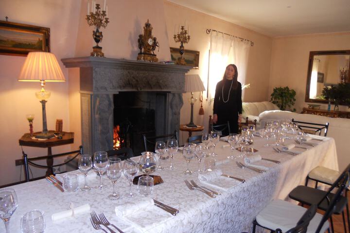 Dining 17 of 35