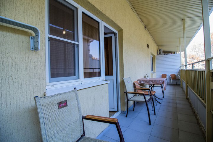 Room 6 of 21