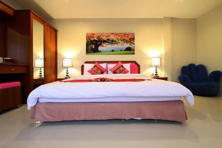 Room 10 of 47