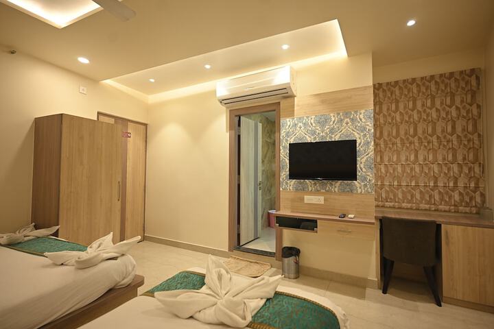 Room 19 of 35