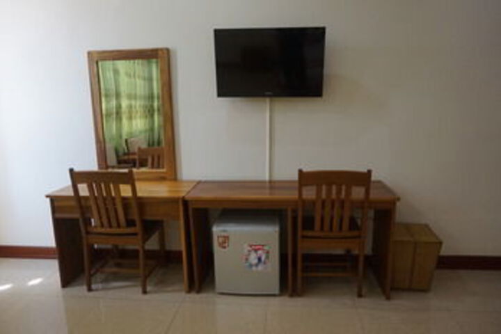 Room 21 of 31