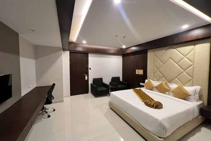 Room 10 of 52