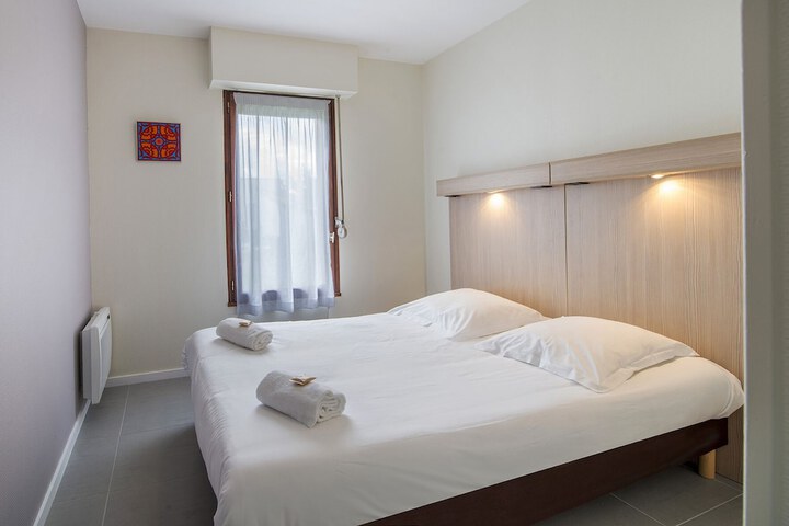 Room 5 of 41