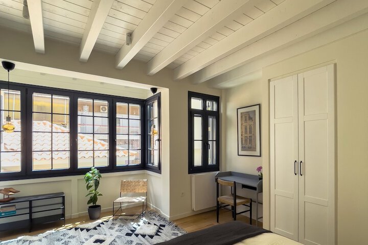 Room 16 of 32