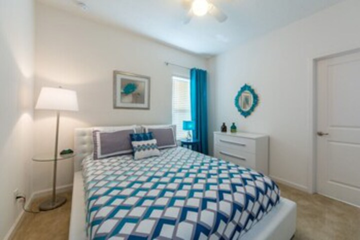 Room 32 of 36